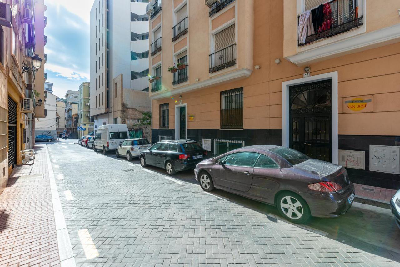 Wintowinrentals - Fabulosa Ubicacion, Comfort Y Wifi Malaga Bagian luar foto